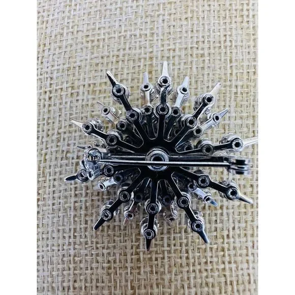 VTG Faceted Rhinestone Brooch Pin‎ Statement Silver Tone Star Burst Atomic Style - Picture 4 of 12
